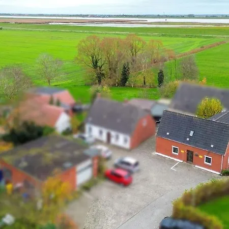 Am Deich Mit Kueche, Balkon Und Smart-tv *