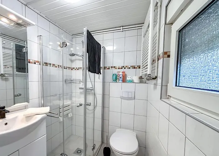 בית נופש Am Deich Mit Kueche, Balkon Und Smart-tv *