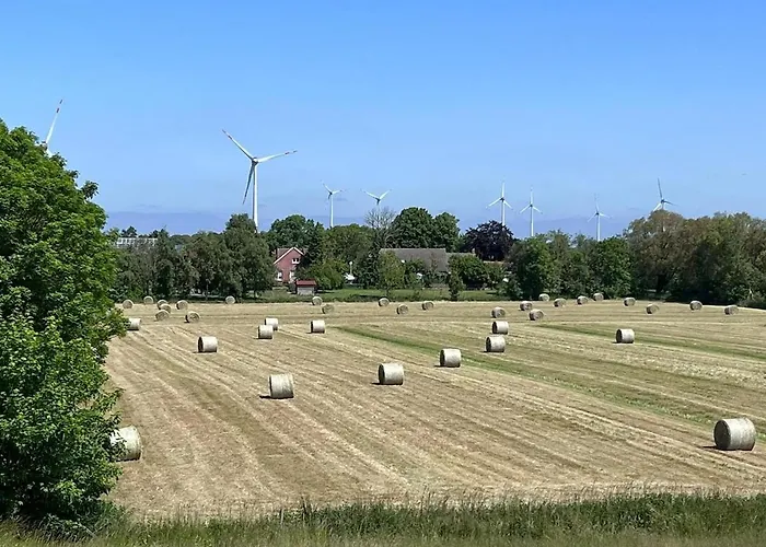 Am Deich Mit Kueche, Balkon Und Smart-tv בית נופש אמדן